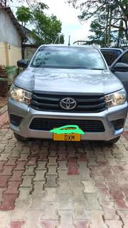 Toyota Hilux 2021 Gray for sale