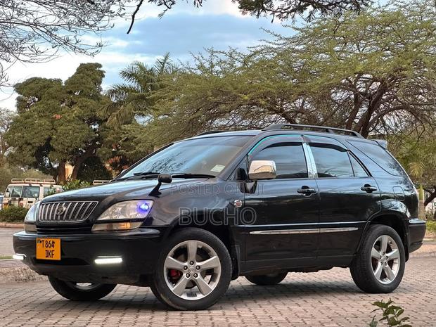 Toyota Harrier 2002 Black