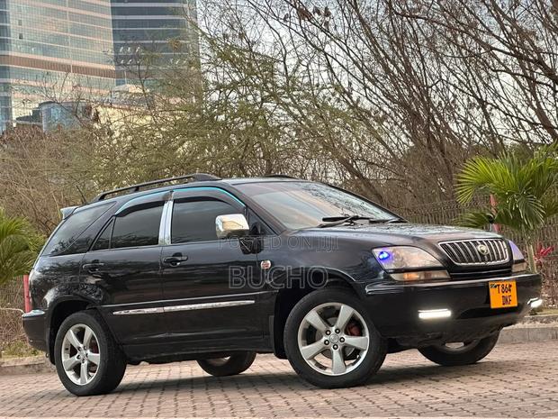 Toyota Harrier 2002 Black