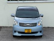 Toyota Noah 2010 Blue for sale