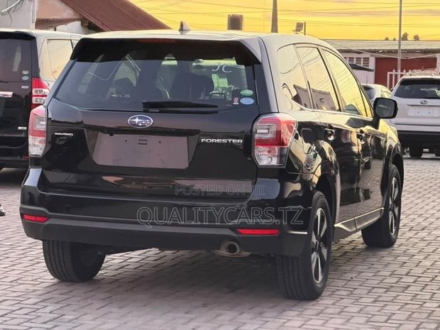Subaru Forester 2016 Black
