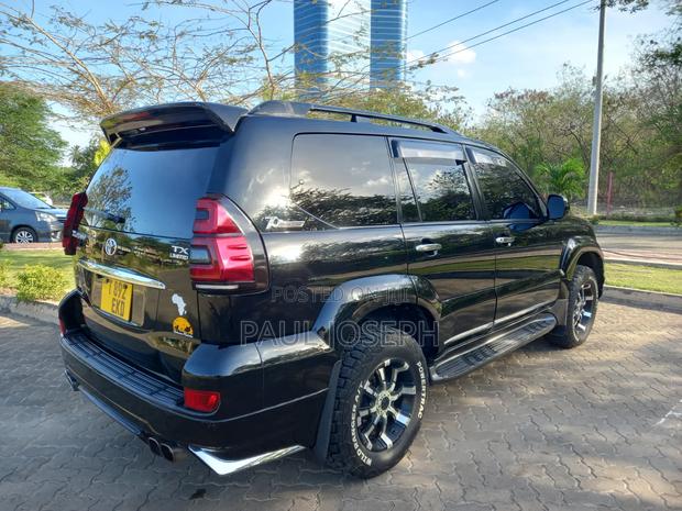 Toyota Land Cruiser Prado 2006 Black