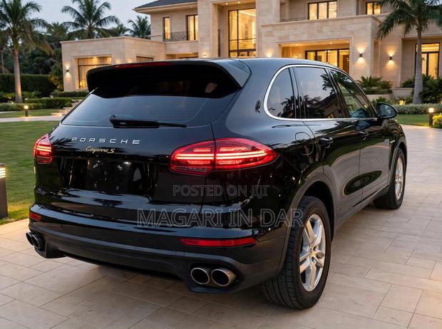 Porsche Cayenne 2016 Black