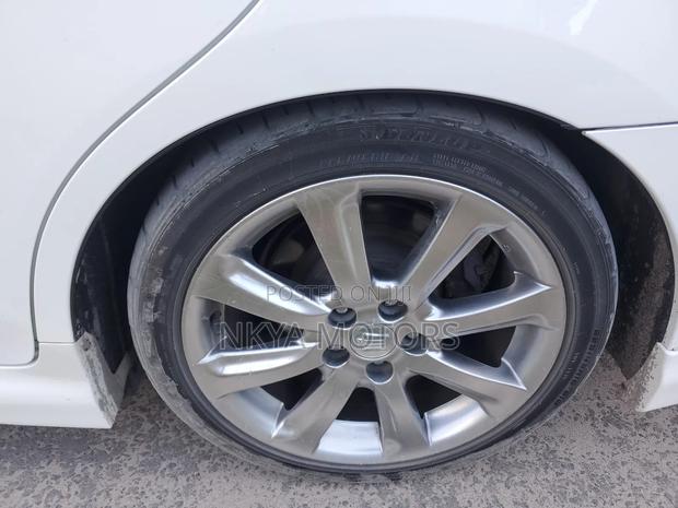 Toyota Crown 2008 Pearl