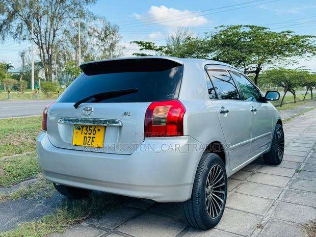 Toyota Allex 2005 Silver