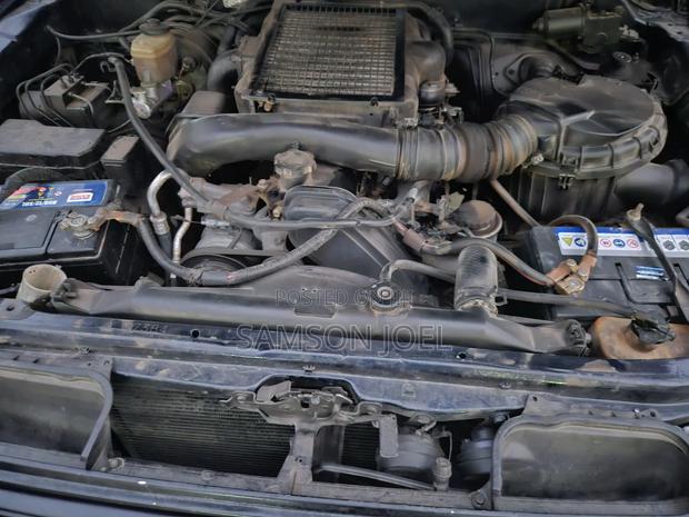 Toyota Land Cruiser Prado 2003 Blue