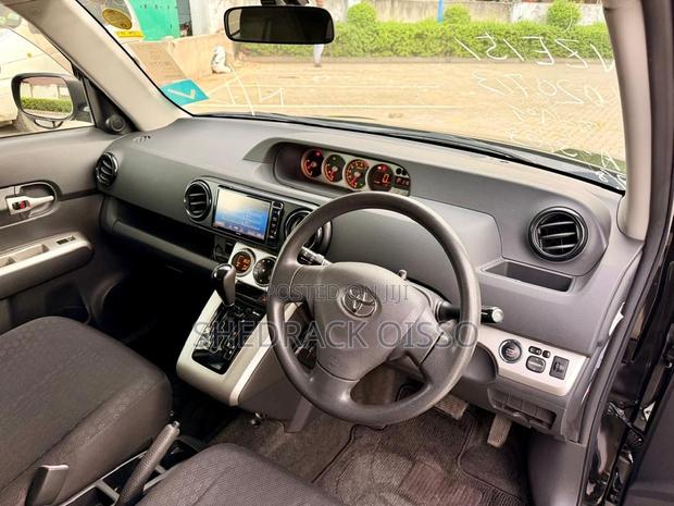 Toyota Corolla Rumion 2008 Black