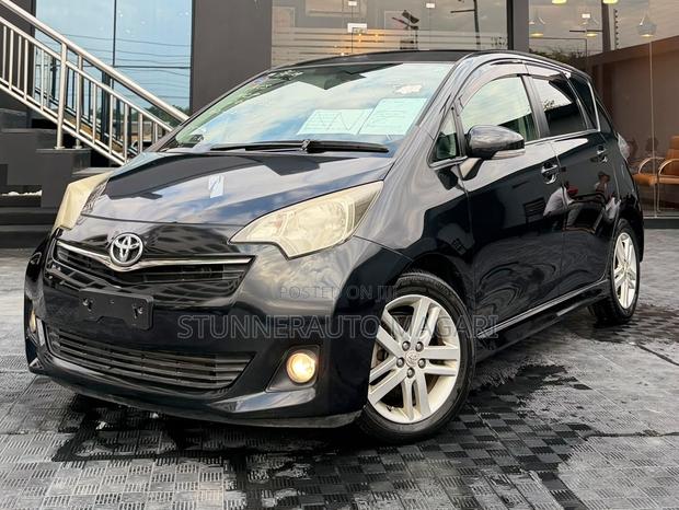 Toyota Ractis 2011 Black