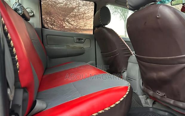 Toyota Hilux 2.5 D-4D Double Cab 2008 White