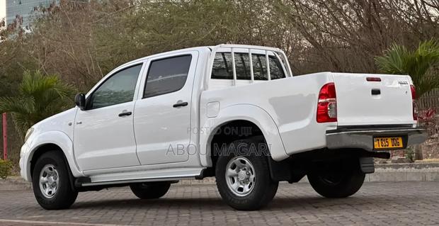 Toyota Hilux 2.5 D-4D Double Cab 2008 White