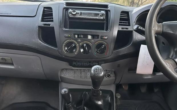 Toyota Hilux 2.5 D-4D Double Cab 2008 White