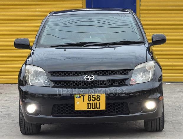 Toyota IST 2007 Black