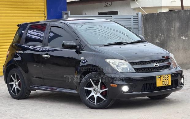 Toyota IST 2007 Black