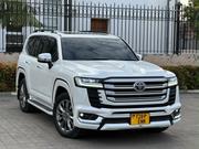 Toyota Land Cruiser LC300 2024 Pearl for sale