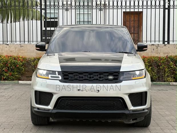 Land Rover Range Rover Sport 2016 Gold