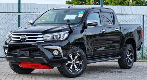 Toyota Hilux Revo Double Cab Deisel 2.8 AWD 2018 Black