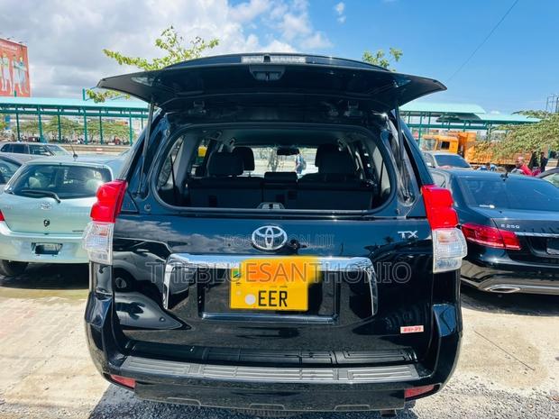 Toyota Land Cruiser Prado 2012 Black