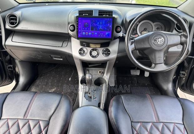 Toyota RAV4 I4 2006 Black