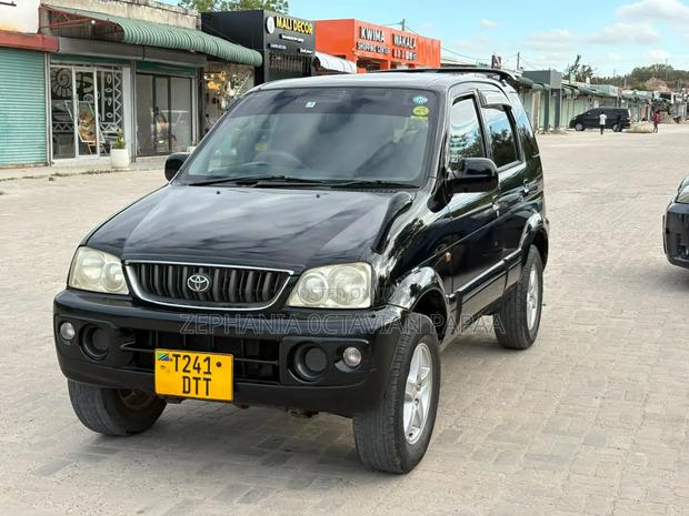Toyota Cami 2006 Black