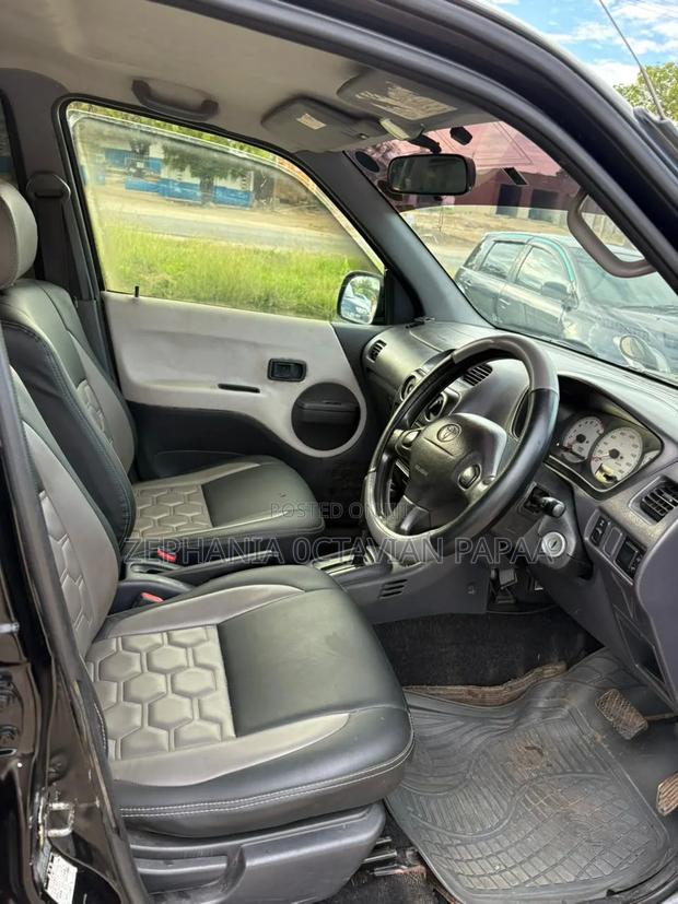 Toyota Cami 2006 Black