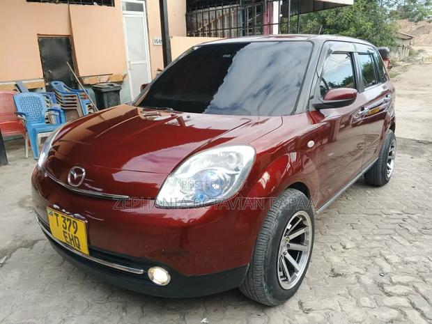 Mazda Verisa 2011 Maroon