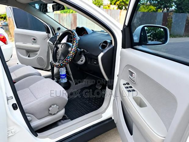 Toyota IST 2007 White