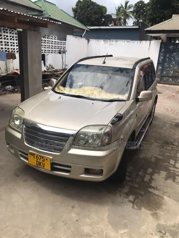 Nissan X-Trail 2004