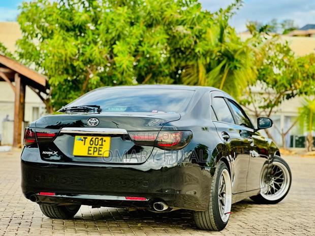Toyota Mark X 2010 Black
