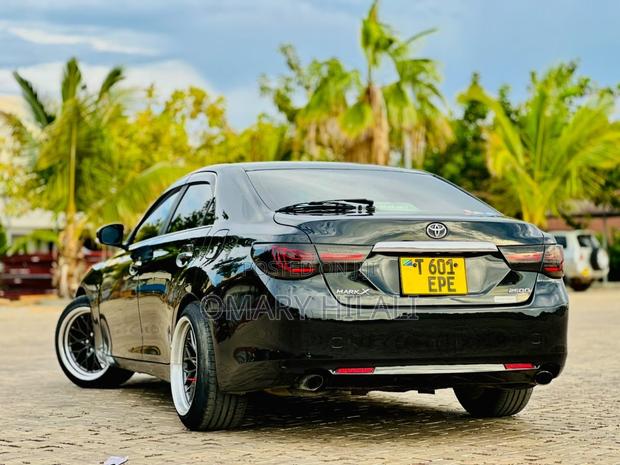 Toyota Mark X 2010 Black