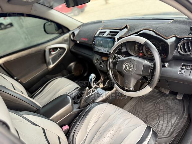 Toyota Vanguard 2009 Black