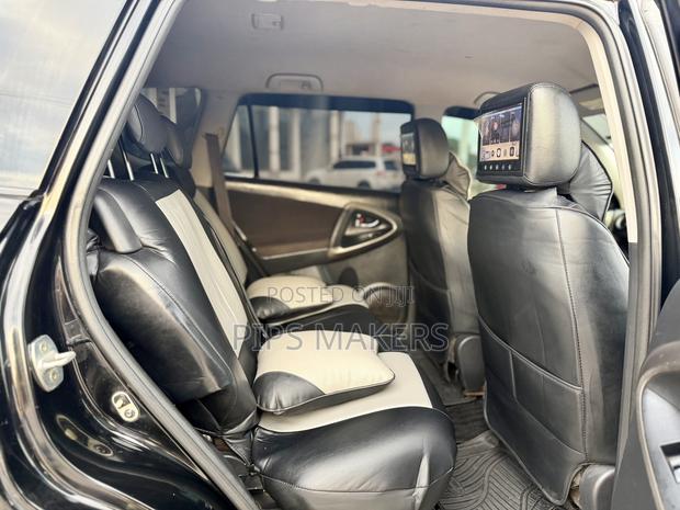 Toyota Vanguard 2009 Black