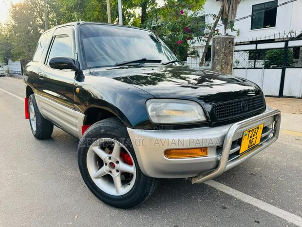 Toyota RAV4 Cabriolet 1998 Blue