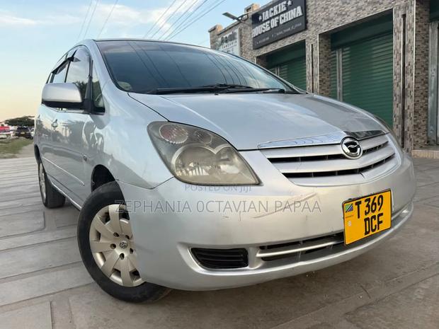 Toyota Corolla Spacio 2003 Silver