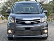 Toyota Noah 2.0 143hp AWD (7 Seater) 2011 Gray for sale