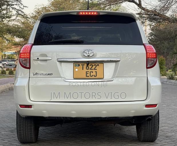 Toyota Vanguard 2009 Pearl