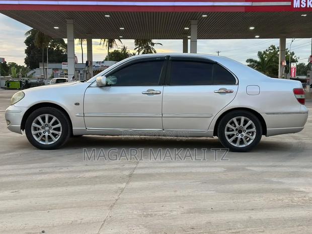 Toyota Brevis 2003 Silver