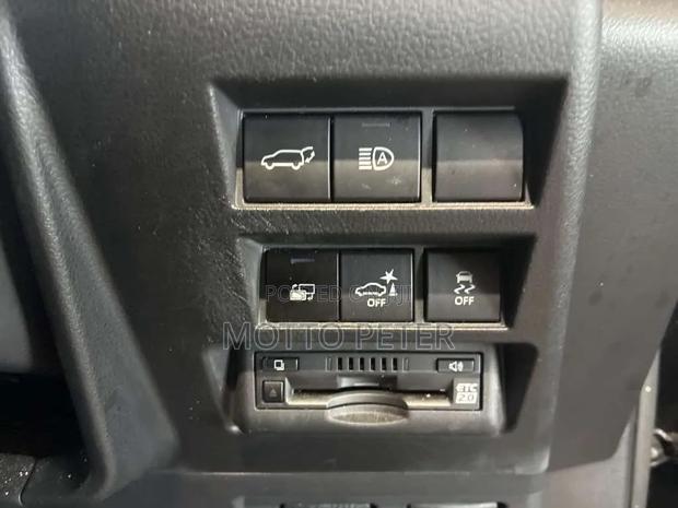Toyota Land Cruiser 2022 Black