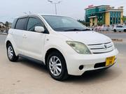 Toyota IST 2005 White for sale