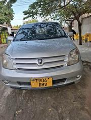 Toyota IST 2005 Silver for sale