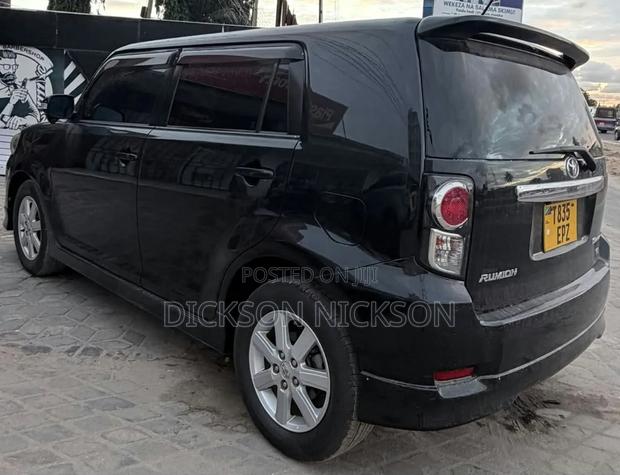 Toyota Rumion 2024 Black