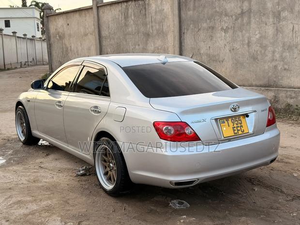 Toyota Mark X 2.5 AWD 2006 Gold