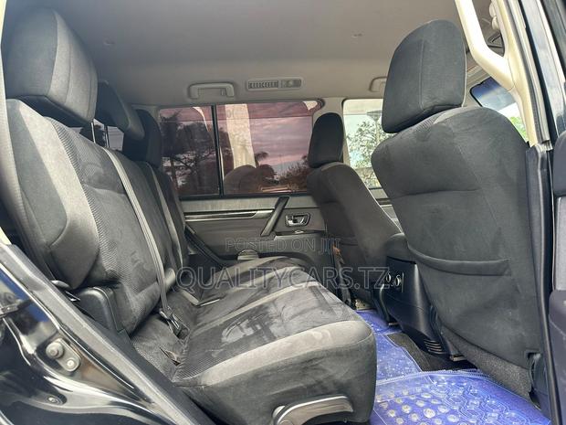 Mitsubishi Pajero 2009 Black