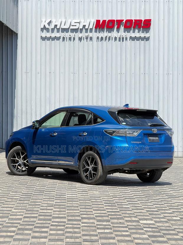 Toyota Harrier 2017 Blue