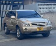 Toyota Kluger 2005 Gold for sale