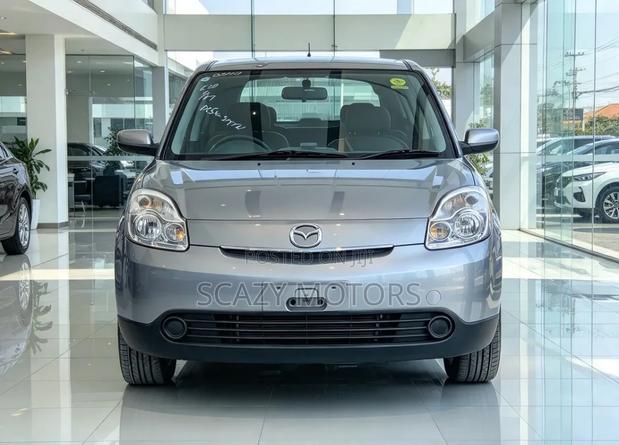 Mazda Verisa 2007 Silver