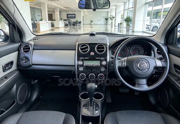 Mazda Verisa 2007 Silver
