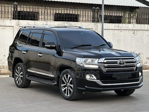 Toyota Land Cruiser 4.5 V8 VXR 2014 Black