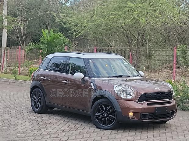 Mini Cooper 2013 Brown