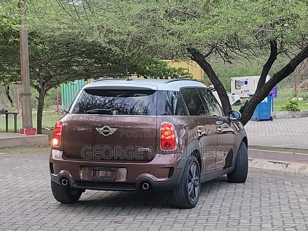 Mini Cooper 2013 Brown