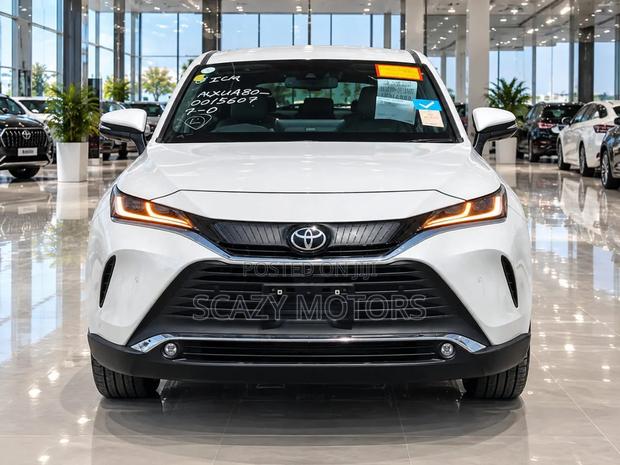 Toyota Harrier 2023 White